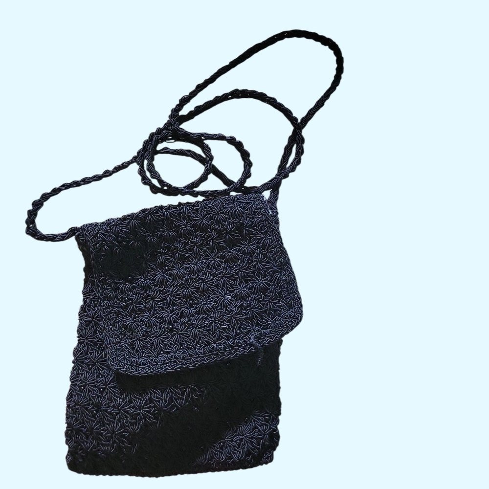 Carlo D’Santi Crossbody Crocheted purse  black